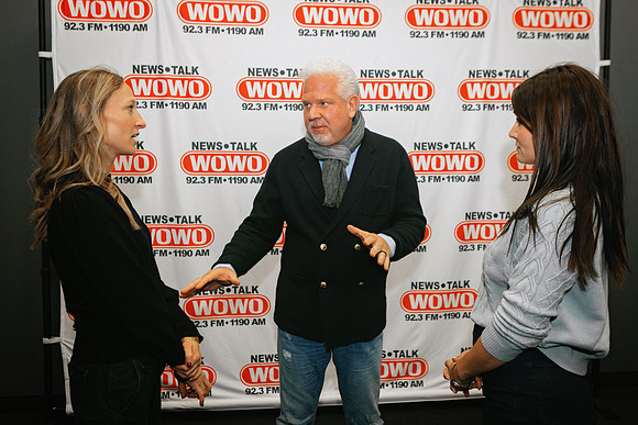 GlennBeck-WOWO-018