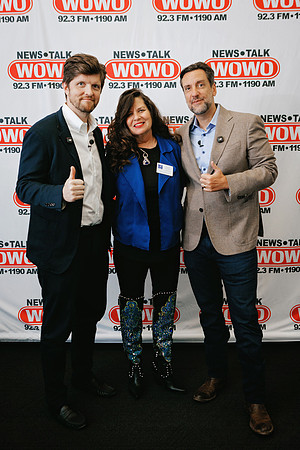 ClayTravis_BuckSexton_WOWO_016