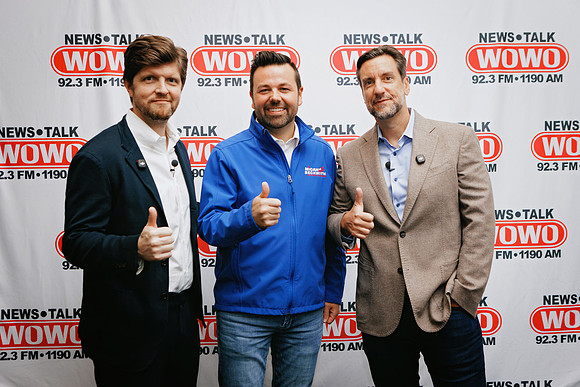 ClayTravis_BuckSexton_WOWO_019