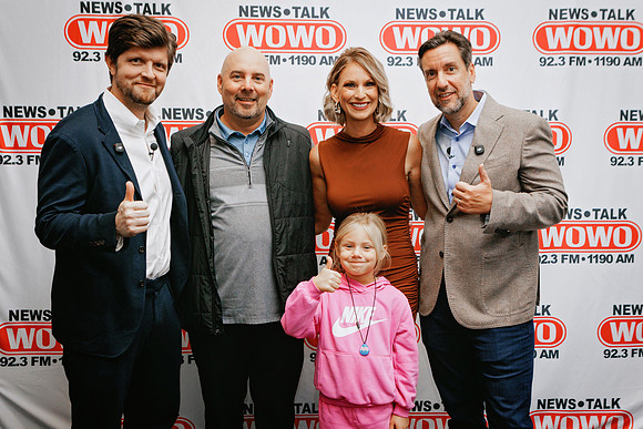 ClayTravis_BuckSexton_WOWO_021