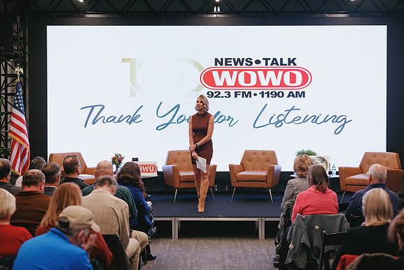 ClayTravis_BuckSexton_WOWO_055