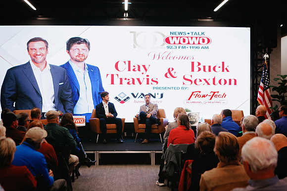 ClayTravis_BuckSexton_WOWO_092