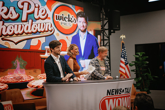 ClayTravis_BuckSexton_WOWO_152