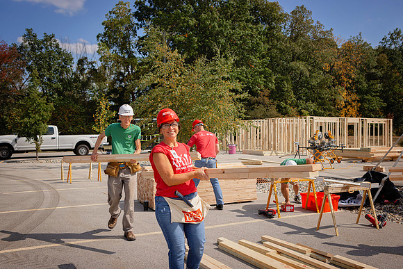 HabitatforHumanity_FortWayneMetals_PanelBuild011