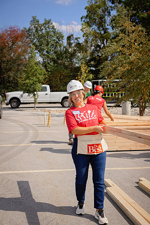 HabitatforHumanity_FortWayneMetals_PanelBuild010_socialmedia