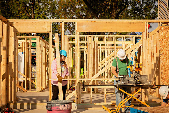 HabitatforHumanity_AmbassadorGroup_005