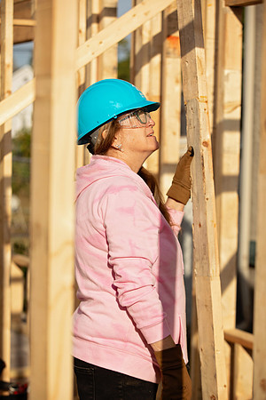HabitatforHumanity_AmbassadorGroup_011