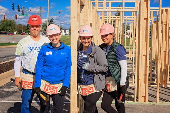 HabitatforHumanityGreaterFortWayne_ThreeRiversCreditUnion_PanelBuild010