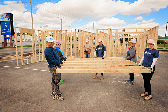 HabitatforHumanityGreaterFortWayne_ThreeRiversCreditUnion_PanelBuild016_socialmedia