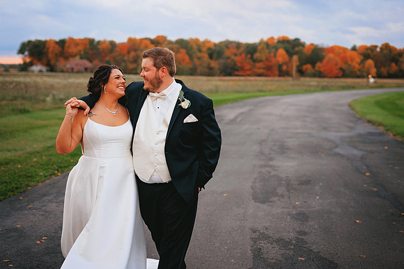 TheEden_J3DesignsPhotography_fortwayneweddingvenues_fortwayneweddingphotogrpahers_midwestweddinginspo_socialmedia020