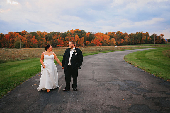 TheEden_J3DesignsPhotography_fortwayneweddingvenues_fortwayneweddingphotogrpahers_midwestweddinginspo_socialmedia019