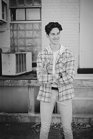 Jaxson_seniorphotos_009