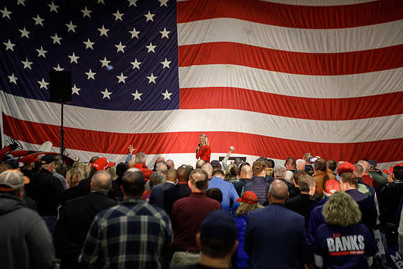 SenatorMikeBraun_IndianaGovernor_JimBanks_AmericaFirstRally001