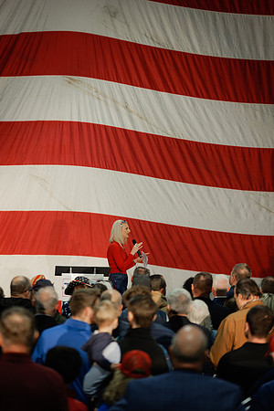 SenatorMikeBraun_IndianaGovernor_JimBanks_AmericaFirstRally008