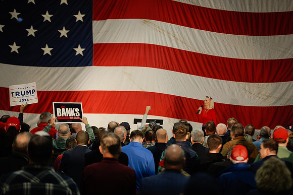 ToddRokita_IndianaAttorneyGeneral_CongressmanJimBanks_AmericaFirstRally_016
