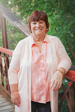 Linda001