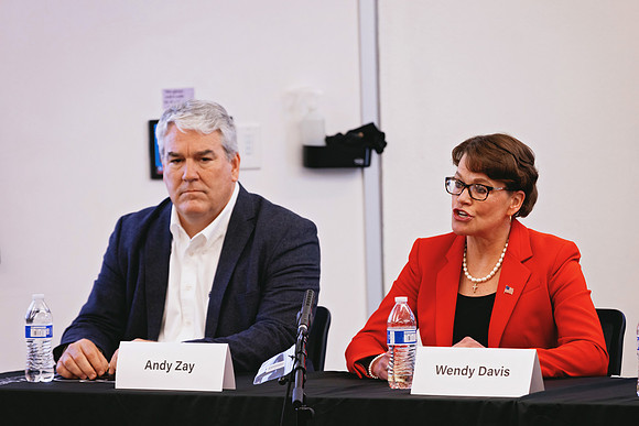 Indiana3rdDistrict_CongressionalDebate_KaylaBlakeslee_MikeDownsCenter_008