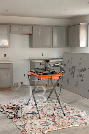 DRHorton-Habitat-for-Humanity-flooring-install_002