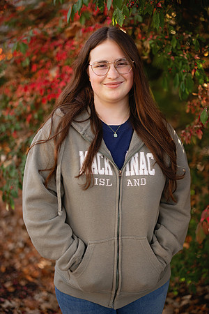 Emily_Classof2025_009