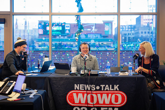 WOWO-PENNY-PITCH-FORT-WAYNE-day2-PM001