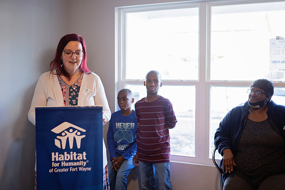 DRHorton_HomeDedication081