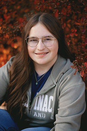 Emily_Classof2025_010