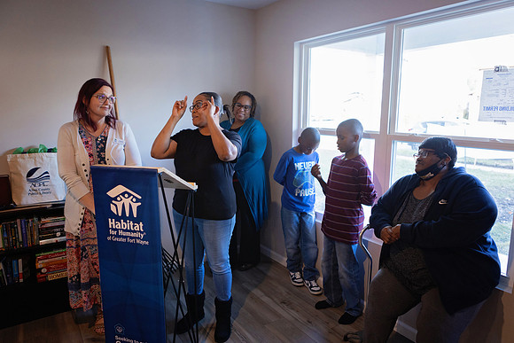 DRHorton_HomeDedication085