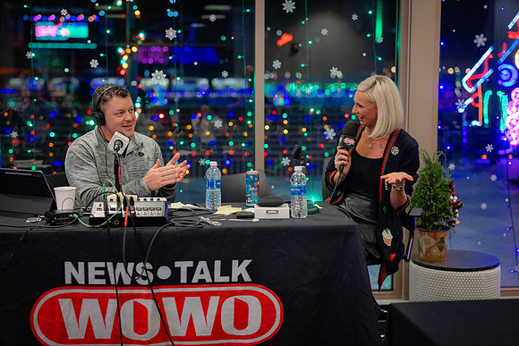 WOWO-PENNY-PITCH-FORT-WAYNE-day2-PM031